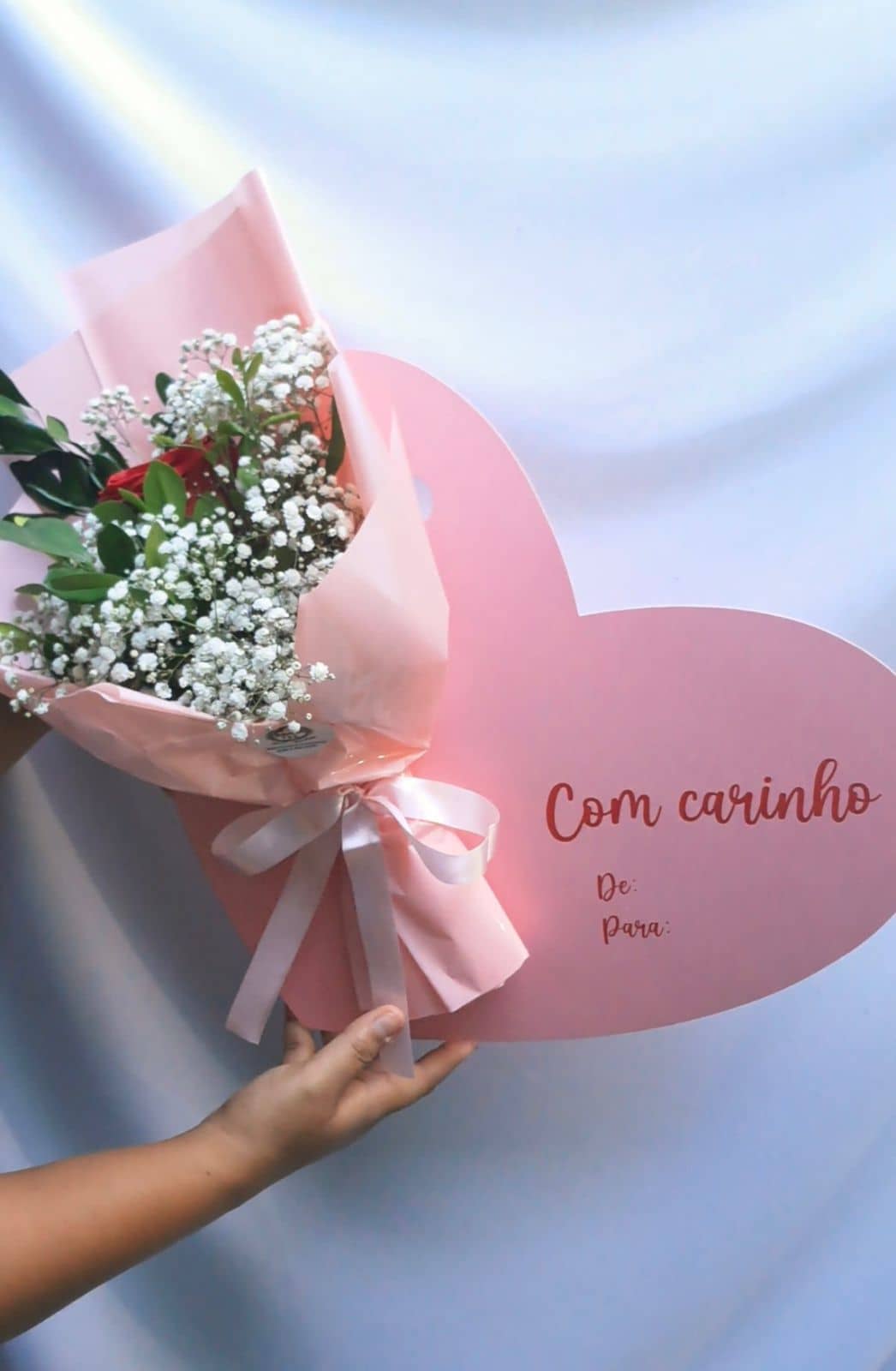 Arranjo Floral Premium no Card Coração